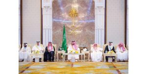 النائب الأول يهنئ ولي العهد السعودي بعيد الأضحى المبارك