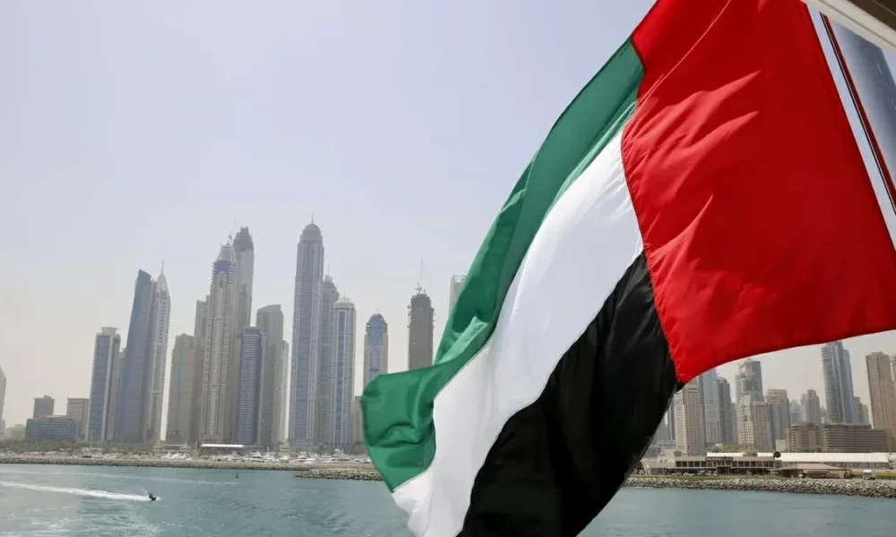 اعتداءات إيرانية على الإمارات: اعتراض صواريخ ومسيرات