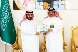 محافظ محايل يكرم الزميل عسيري – أخبار السعودية