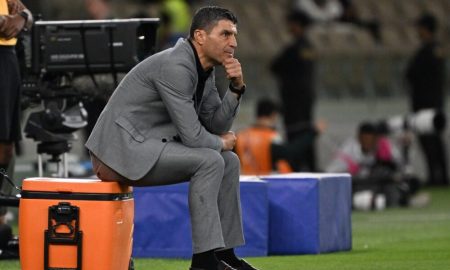 تفاصيل إقالة مدرب الفيحاء بيدرو إيمانويل بعد لقاء الهلال