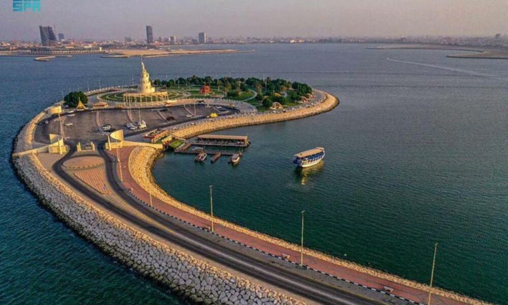 طقس حار على المنطقة الشرقية: تحذيرات ونصائح من الأرصاد