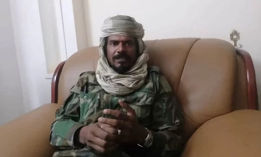 القائد بالدعم السريع "علي رزق الله" المعروف بـ"السافنا" يعلن انشقاقه
