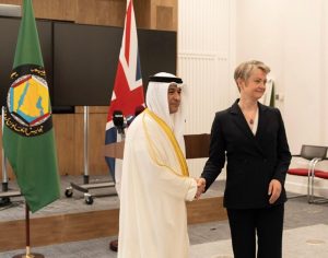 البديوي يناقش مع وزيرة خارجية بريطانيا تطورات الأوضاع في المنطقة