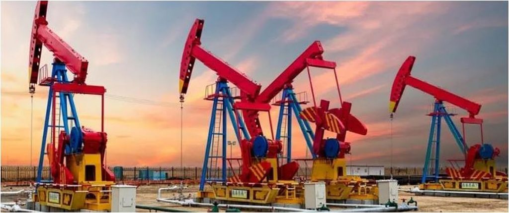 ارتفاع أسعار النفط.. وخام برنت يسجل 105 دولارا للبرميل