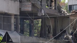 غارات إسرائيلية تستهدف بيروت مع اقتراب اكتمال محادثات أميركا وإيران
