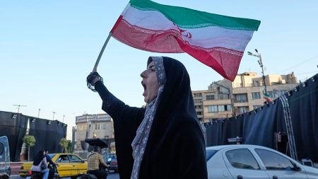 مباشر – اتفاق أمريكي إيراني لإنهاء العمليات العسكرية.. وإسرائيل ترفض الالتزام به
