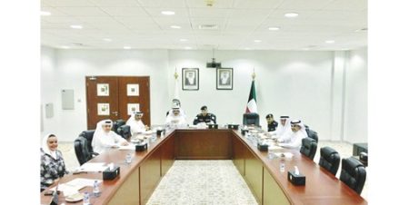 اللجنة الأمنية بمحافظة الجهراء: تطوير منظومة الرقابة المرورية في محيط الأسواق والمناطق التجارية