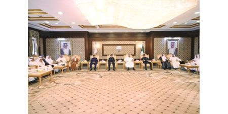 «الكهرباء» تعرّف أهالي «الفروانية» بآلية عمل العدادات الذكية ومزاياها في متابعة الاستهلاك بدقة