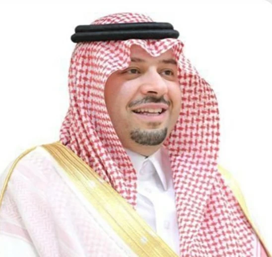 أمير الحدود الشمالية ونائبه يعزّيان سطم ابن عجل في والدته – أخبار السعودية