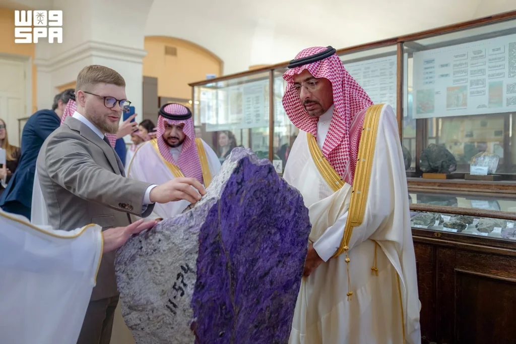 الخريف يبحث الشراكات الصناعية بين المملكة وروسيا – أخبار السعودية