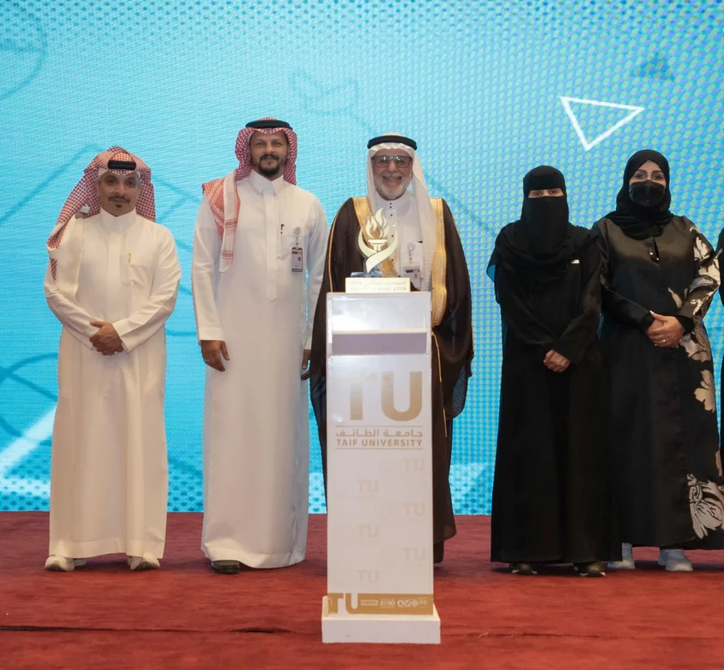 تكريم العلاقات العامة والإعلام بجامعة الطائف تقديراً لجهودها – أخبار السعودية