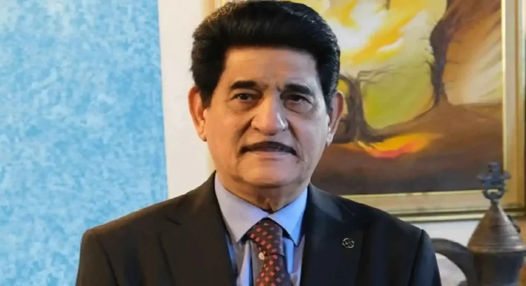 «كل المطربين العراقيين أفضل منه».. حميد منصور: كاظم الساهر مجرد مغنٍّ – أخبار السعودية