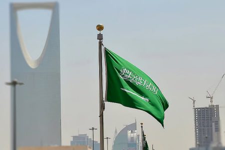 كاتب اقتصادي: المملكة ماضية بمسيرة التحول الوطني بأساس قوي لتحقيق أهدافها التنموية