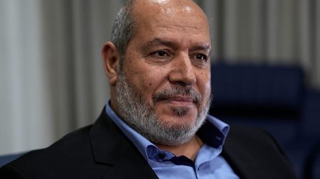 في أول لقاء رسمي منذ توليه قيادة حماس.. خليل الحية يبحث مع فيدان تطورات غزة والضفة الغربية