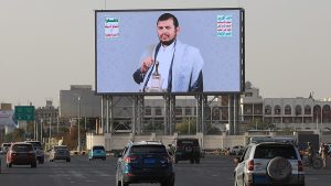 “أي بلد يتورط ببيع طائراته للسعودية سيخسر”.. الحوثي يتوعد: مستعدون للتصعيد الشامل