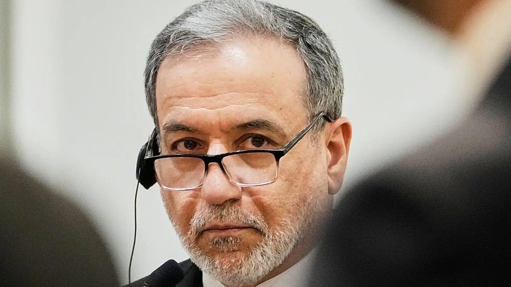 علاقةٌ بين “الرمز 110” واغتيال خامنئي.. عراقجي يكشف كواليس إدارة الحرب مع الولايات المتحدة وإسرائيل