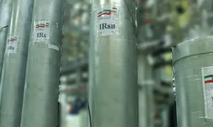 تسليم اليورانيوم الإيراني المخصب شرط أمريكي لأي اتفاق