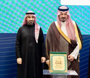 سلمان بن سلطان يكرّم الشبل تقديراً لإسهاماته في دعم موسمي رمضان والحج – أخبار السعودية