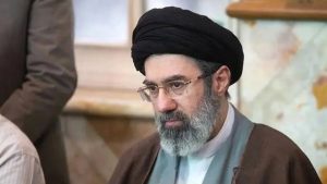 خامنئي: الانتهاك الأمريكي المتكرر لمذكرة التفاهم يثبت أن توقيع ترامب "لا قيمة له ولا يُعتد به"
