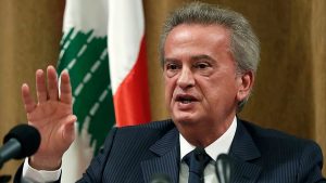 الادعاء على حاكم مصرف لبنان السابق بتهمتَي الاختلاس والإثراء غير المشروع