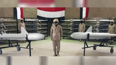 الطيران اليمني المسيّر يواصل استهداف ثكنات وتجمعات وخنادق ومخازن أسلحة الحوثي