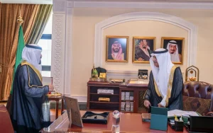 أمير تبوك يستقبل إخوان جزاع بن كريم العطوي – أخبار السعودية