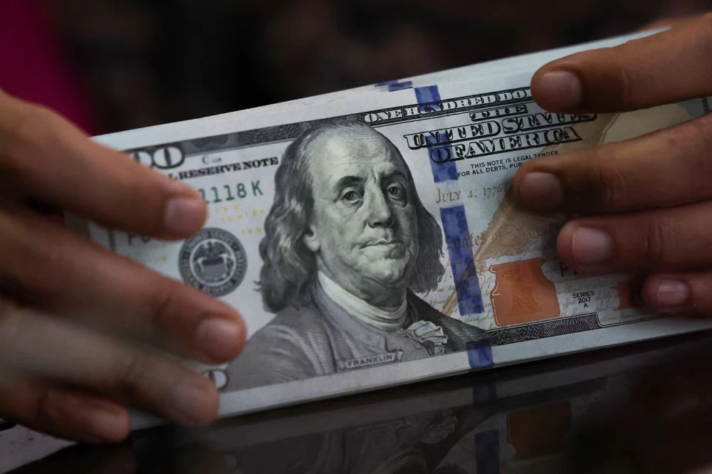 بيانات التضخم تدعم الدولار قرب أعلى مستوى في 8 أيام – أخبار السعودية
