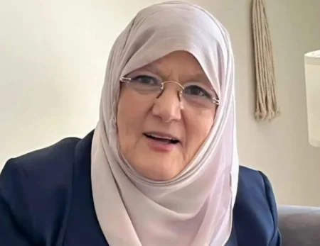 بعد وفاة ابنتهابأزمة قلبية.. ماذا قالت شمس البارودي لنجلاء فتحي؟ – أخبار السعودية