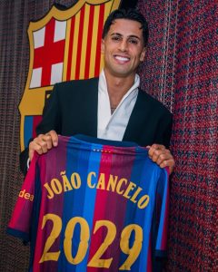 صفقة انتقال جواو كانسيلو إلى برشلونة رسميًا حتى 2029