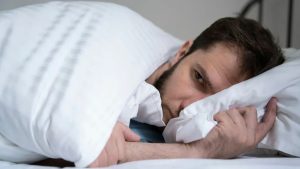 اقتصاد النوم.. كيف تحوّل نومنا إلى سوق بمليارات الدولارات؟