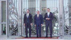 اختتام القمة الثلاثية بين مصر وقبرص واليونان بإعلان مشترك حول التعاون الاستراتيجي والأمن والاستقرار