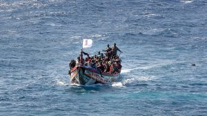 قوارب المهاجرين تتوالى على إسبانيا.. أكثر من 700 شخص يصلون إلى البليار والكناري خلال أيام