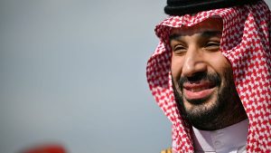 ضغوط إيران والحوثيين تدفع السعودية لإعادة حساباتها.. هل تتجه نحو تعاون أمني مع إسرائيل؟