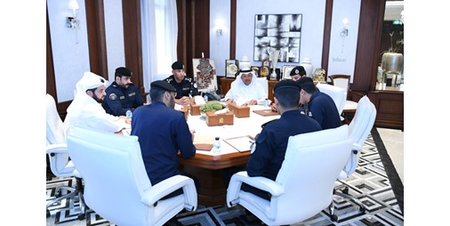 عذبي الناصر يبحث خطة تأمين عودة المدارس وتعزيز الانسيابية المرورية في الفروانية
