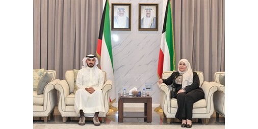 «الإعلام» و«النفط» تناقشان تعزيز التعاون
