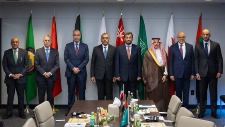 وزير الخارجية يشارك في الاجتماع الوزاري بين دول الخليج وسويسرا