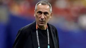 بعد الفوزر على الكويت.. «دونيس» يشيد بأداء اللاعبين في أولى مباريات خليجي 27