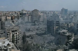 قصف إسرائيلي على قطاع غزة: استشهاد فلسطينية وإصابة 9 آخرين