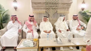 سلطان وعبدالعزيز بن ممدوح يواسيان أسرة الرضوان فقيدها – أخبار السعودية