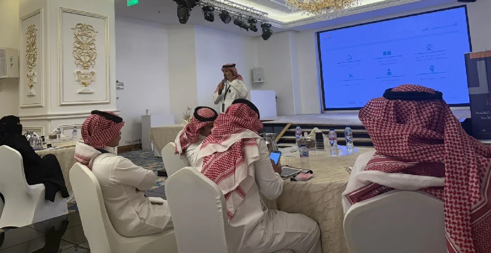 «ورشة الطائف» تستعيد قصيدة «الخمار الأسود» لتسويق التراث! – أخبار السعودية