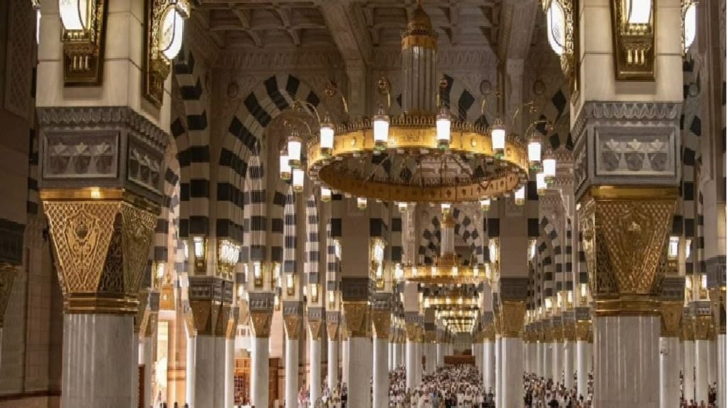 وصول أولى طلائع الدفعة الثالثة من ضيوف برنامج خادم الحرمين للعمرة والزيارة إلى المدينة المنورة