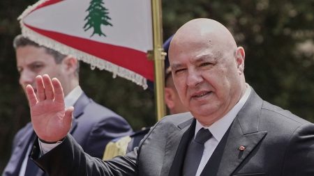 الرئيس اللبناني جال في طرابلس وأشاد بانضمام مرفئها إلى الممرّ الاقتصادي بين الهند والشرق الأوسط وأوروبا