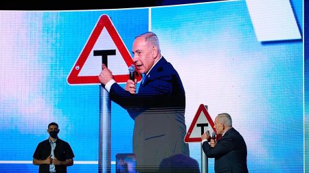 جدل حول زيارة رئيس المخابرات المصرية السابق لإسرائيل قبل 7 أكتوبر.. تقرير إسرائيلي يقدّم رواية جديدة