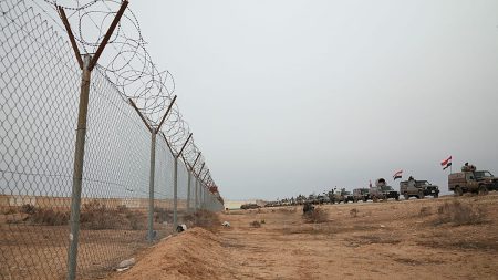 مجموعة مرتبطة بحزب العمال الكردستاني تسلّم سلاحها للدولة العراقية
