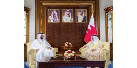 نائب رئيس الوزراء البحريني: العلاقات مع الكويت راسخة وتحظى برعاية قيادتي البلدين