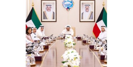 الاعتداءات الحوثية على السعودية «إرهابية»