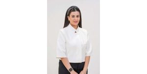 الجامعة الأسترالية تعزز مسؤوليتها المجتمعية بحملة «تتزين بالوردي» للتوعية بسرطان الثدي
