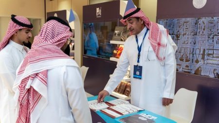 جائزة الملك عبدالله العالمية للترجمة تعرّف بفروعها وتبرز إنجازاتها .