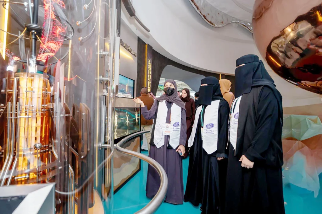مجتمع موهبة يشارك في مؤتمر البترول العالمي بالرياض