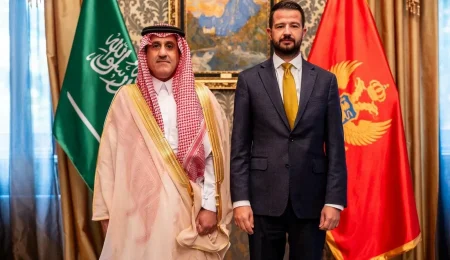 السفير تركي الماضي يقدم أوراق اعتماده للجبل الأسود